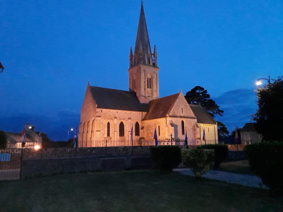 Bed and Breakfast Le Bourg Asnieres-en-Bessin Exteriér fotografie